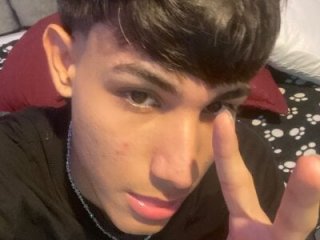 cody_fox10 live webcam thumbnail