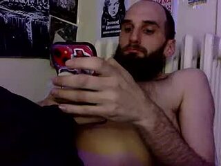 coldasluke94 live webcam thumbnail