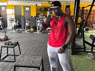 colemanmuscle live webcam thumbnail