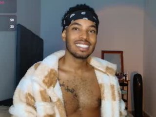 colinlatinbrown live webcam thumbnail