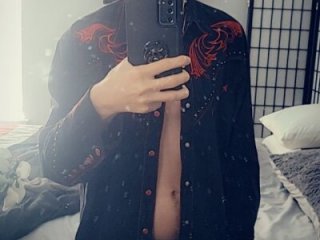 collinisnude live webcam thumbnail