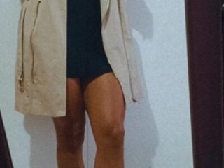 coniie_jhons live webcam thumbnail