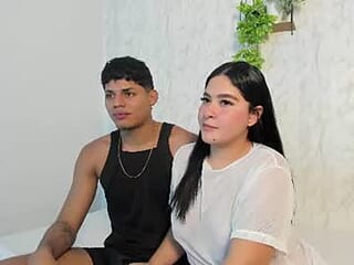 couple_hardroom69 live webcam thumbnail