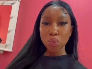Creamy_BitchXXX1 live webcam thumbnail