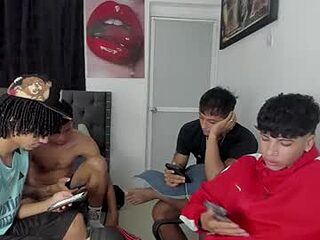 crazzy_master1 live webcam thumbnail