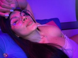cristal_sexybody live webcam thumbnail