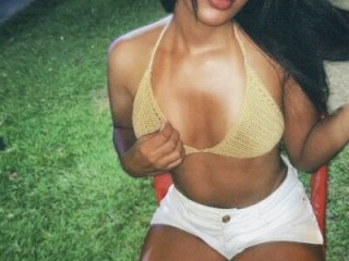 cristinamontiel live webcam thumbnail