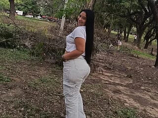 cristycurvy_02 live webcam thumbnail