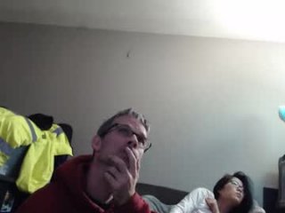 crownandkat live webcam thumbnail