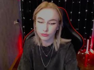 crybambi live webcam thumbnail