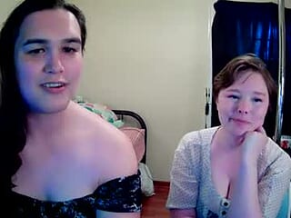 crystal_queers live webcam thumbnail