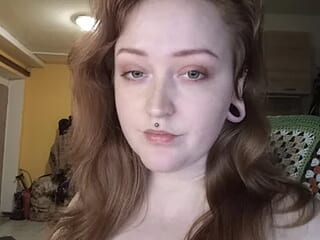 CURVYSAKURA live webcam thumbnail