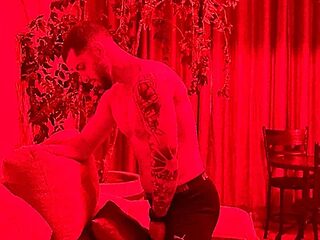 Cubanotatuado live webcam thumbnail