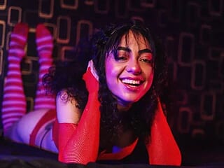 Curlywet live webcam thumbnail