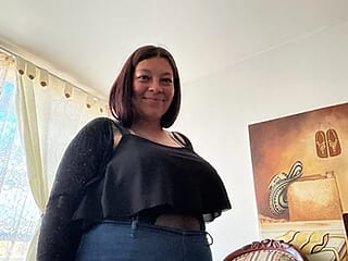 CurvyMilen live webcam thumbnail