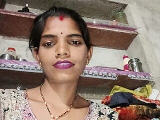 Cut_usha35 live webcam thumbnail