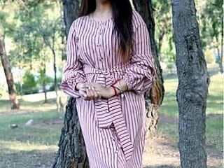 Cute-Maanvi live webcam thumbnail