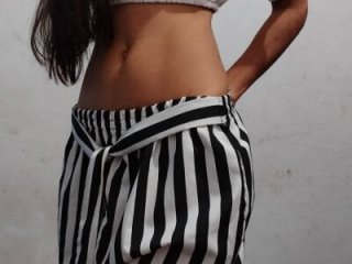 Cute-Naavya live webcam thumbnail