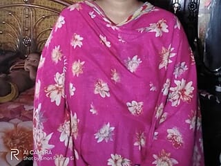 Cute-_Lisa live webcam thumbnail
