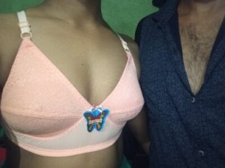 Cute_Couple59 live webcam thumbnail