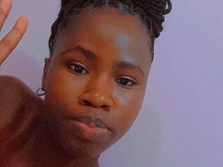Cuteebony16 live webcam thumbnail