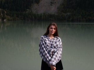 CutieAnny live webcam thumbnail