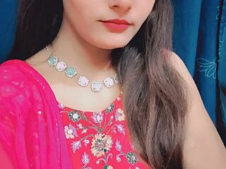 Cutie_Neetu live webcam thumbnail