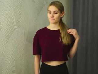 cum_dynasty live webcam thumbnail