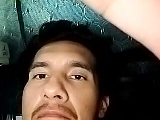 cumminyo420 live webcam thumbnail