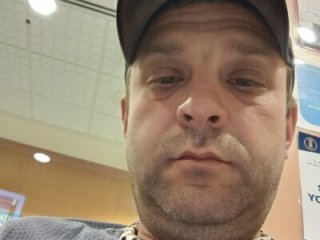 cumplay19850 live webcam thumbnail