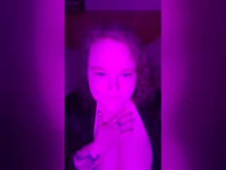 curlycult97 live webcam thumbnail