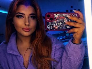 curvy_rosie69 live webcam thumbnail