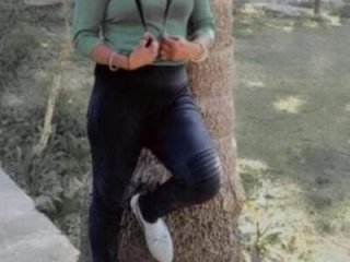 cute_bhabi01 live webcam thumbnail
