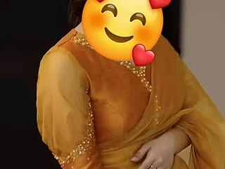 cute_dipti live webcam thumbnail
