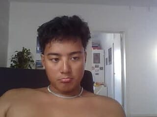 cuteasian1003 live webcam thumbnail