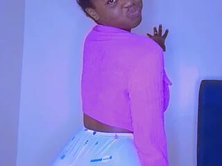 cutelady254 live webcam thumbnail