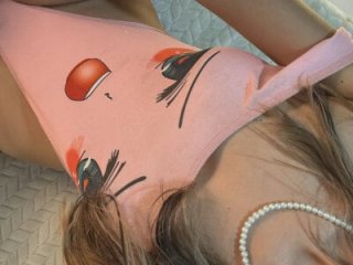 cuteluci_ live webcam thumbnail