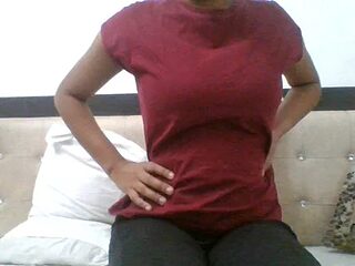 cutiesluttygirl live webcam thumbnail
