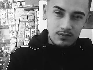 D13gomez live webcam thumbnail