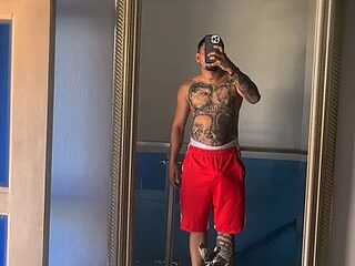 DANITENDER555 live webcam thumbnail