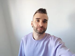 DaddySlava live webcam thumbnail