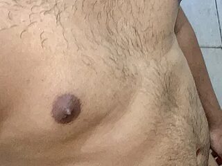 Daddyfuck_01 live webcam thumbnail