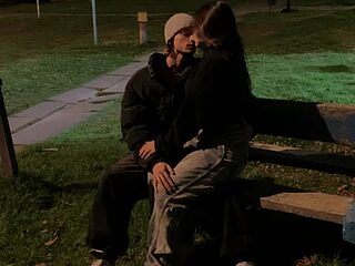 Damn__Love live webcam thumbnail