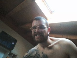Damn_bro23 live webcam thumbnail