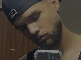 DanLex1410 live webcam thumbnail