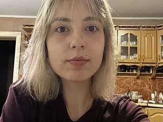 DaphneAmor live webcam thumbnail