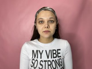 DarceyCothern live webcam thumbnail