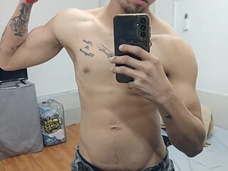 Dax_Stark live webcam thumbnail