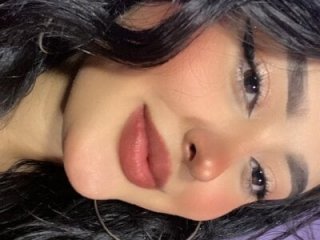 Dayanna_S live webcam thumbnail