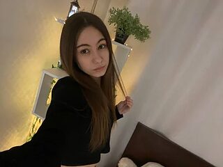 DaynaMacha live webcam thumbnail